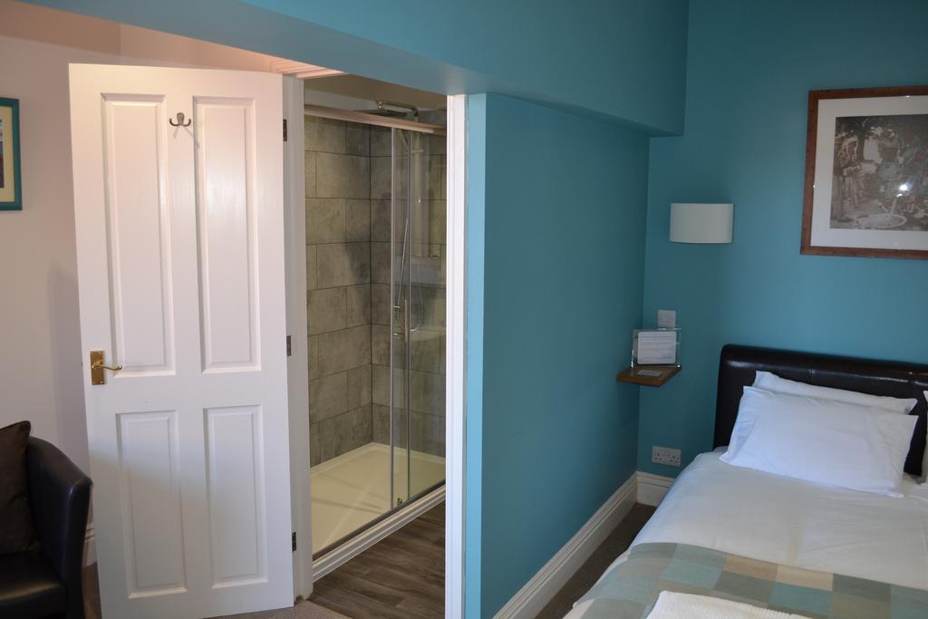 Corra Lynn Bed and Breakfast Whitby Exterior foto