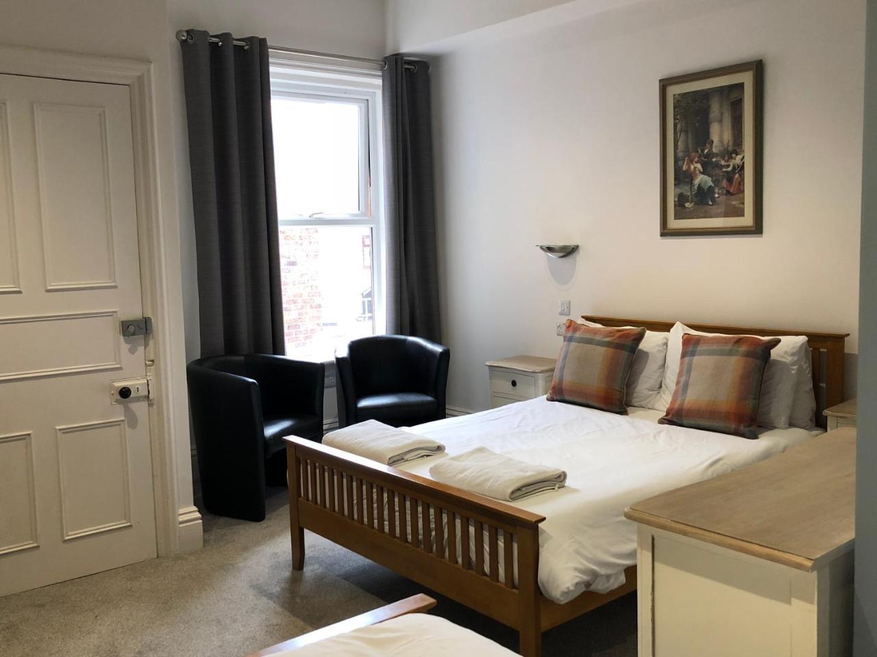 Corra Lynn Bed and Breakfast Whitby Exterior foto